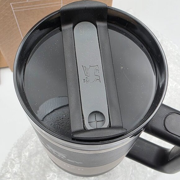 Stanley Black Chrome 40 Oz Quencher Tumbler H2.0 Flow State 40 oz, New - Picture 9 of 10